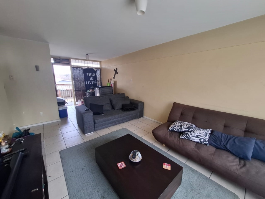 1 Bedroom Property for Sale in Brandwag Free State